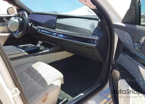 2023 BMW 740 I from USA, damaged, VIN WBA23EH00PCM11373